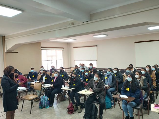 1. La UMSA dispuso de siete aulas para la capacitación de postulantes